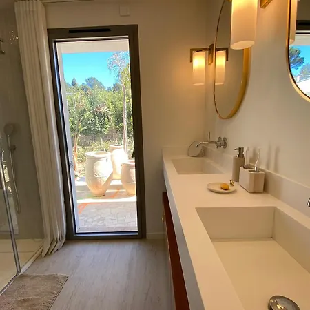 Treize Villa Grimaud